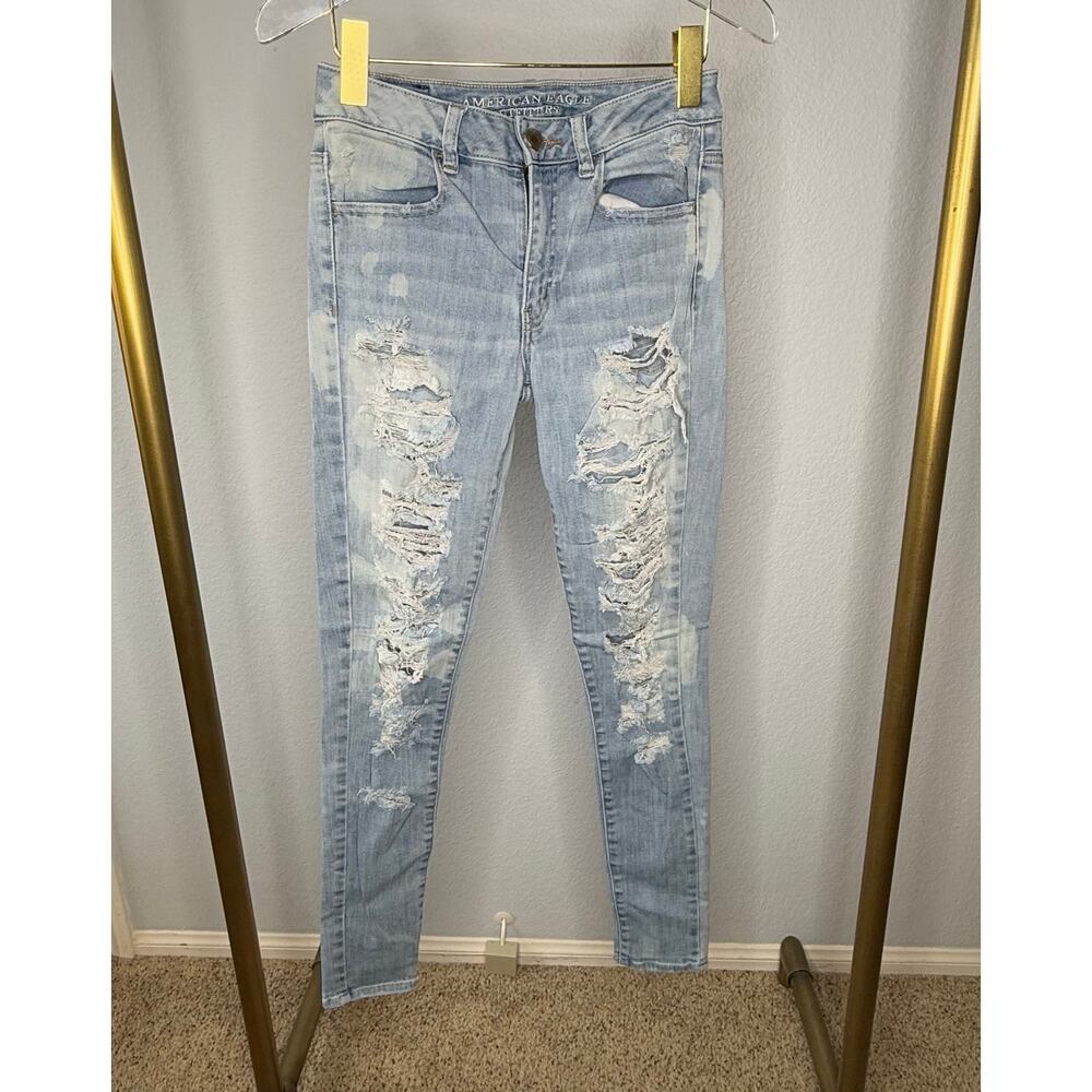 NWOT American Eagle Women's Distressed Hi Rise Stretch Jeggings